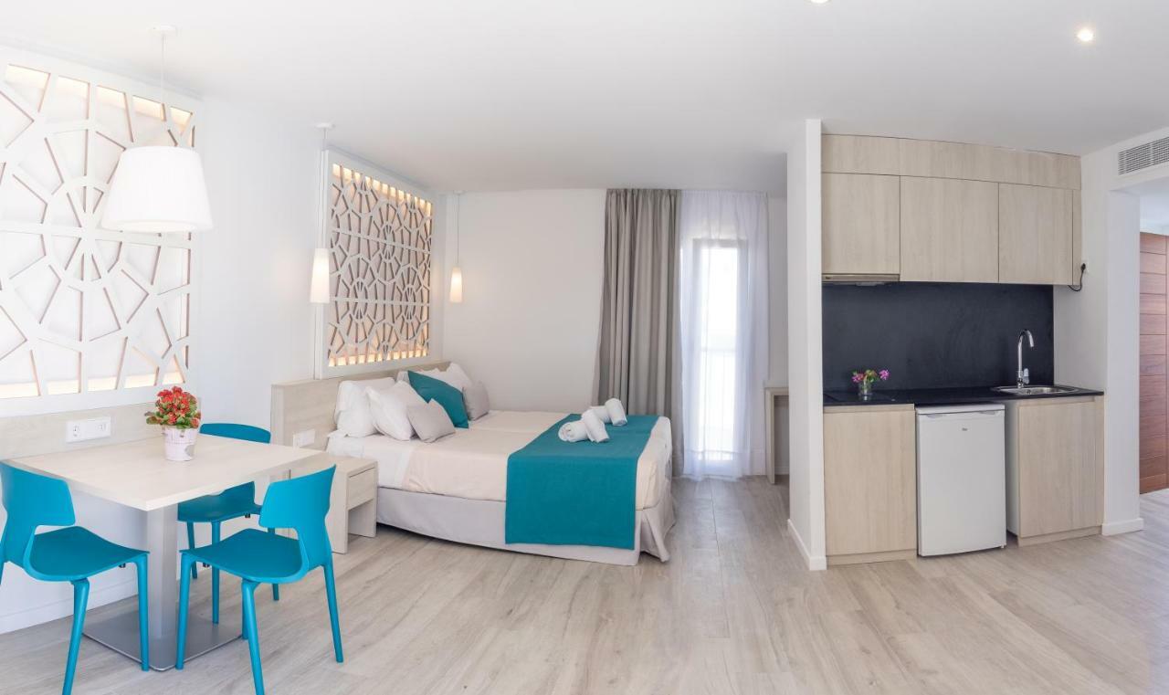 Hotel Club Es Talaial Cala d'Or  Exterior photo